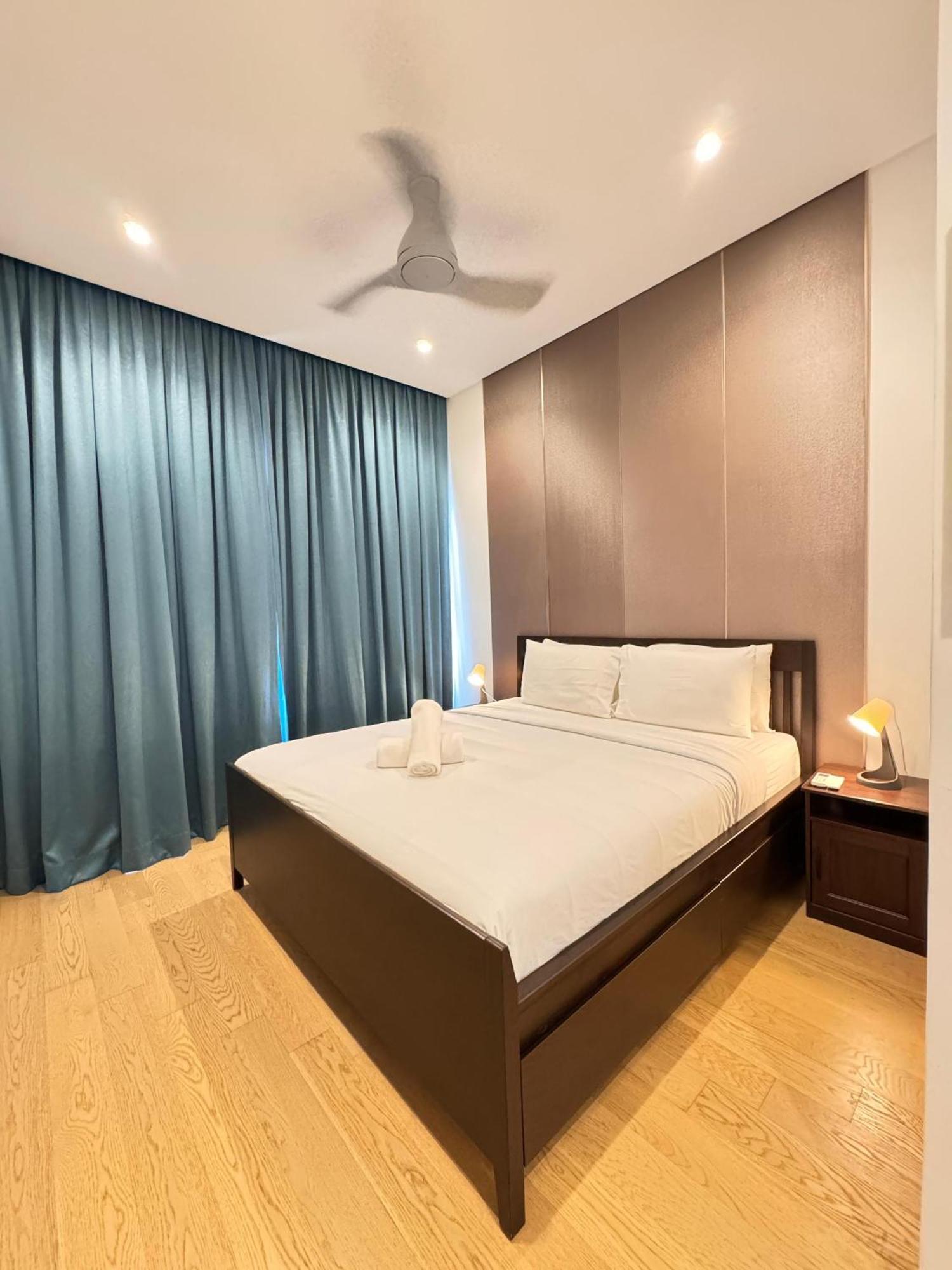 Lucentia Residence Has An Amazing Pool Kuala Lumpur Luaran gambar